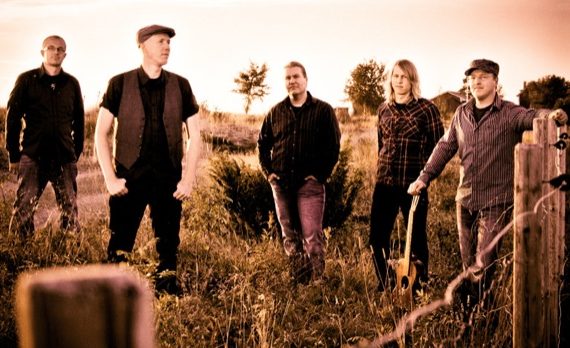 Augustin uusi albumi Villi muuli nyt ulkona!