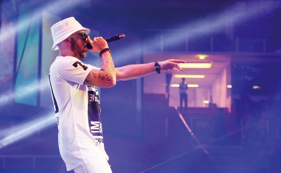 Helmi: Mikaveli pelaa Herranjengis