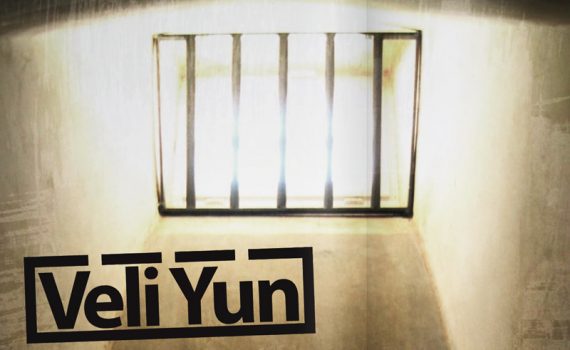 Helmi: Veli Yun - Taivaallinen mies