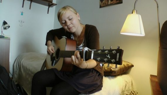 Kissa pöydälle: Valittu kansa @ TV7 to 15.9. klo 21:40 -- katso traileri!