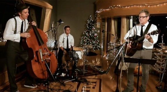 Steven Curtis Chapman: Christmas Time Again -video!